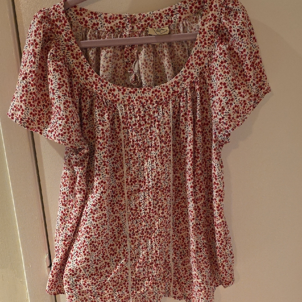 St. John's Bay White and Red Floral Blouse With Bell Sleeves